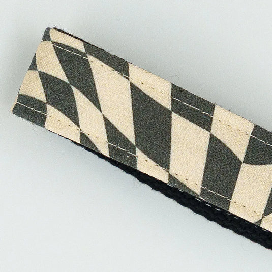 حقيبة معصم ماتريكس أحادية اللون